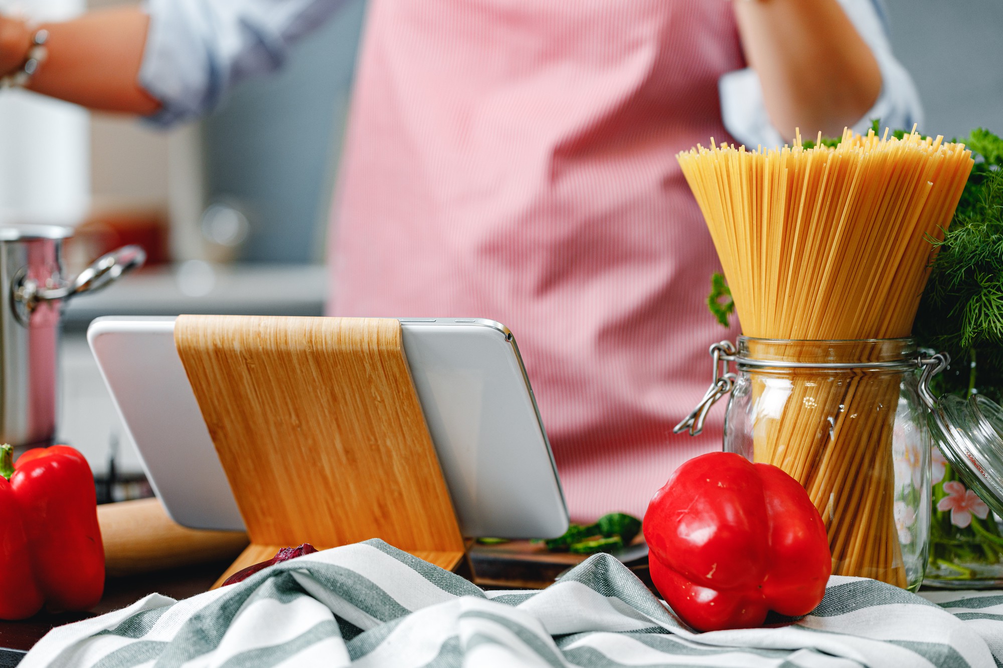 Modern kitchen workspace for online lessons